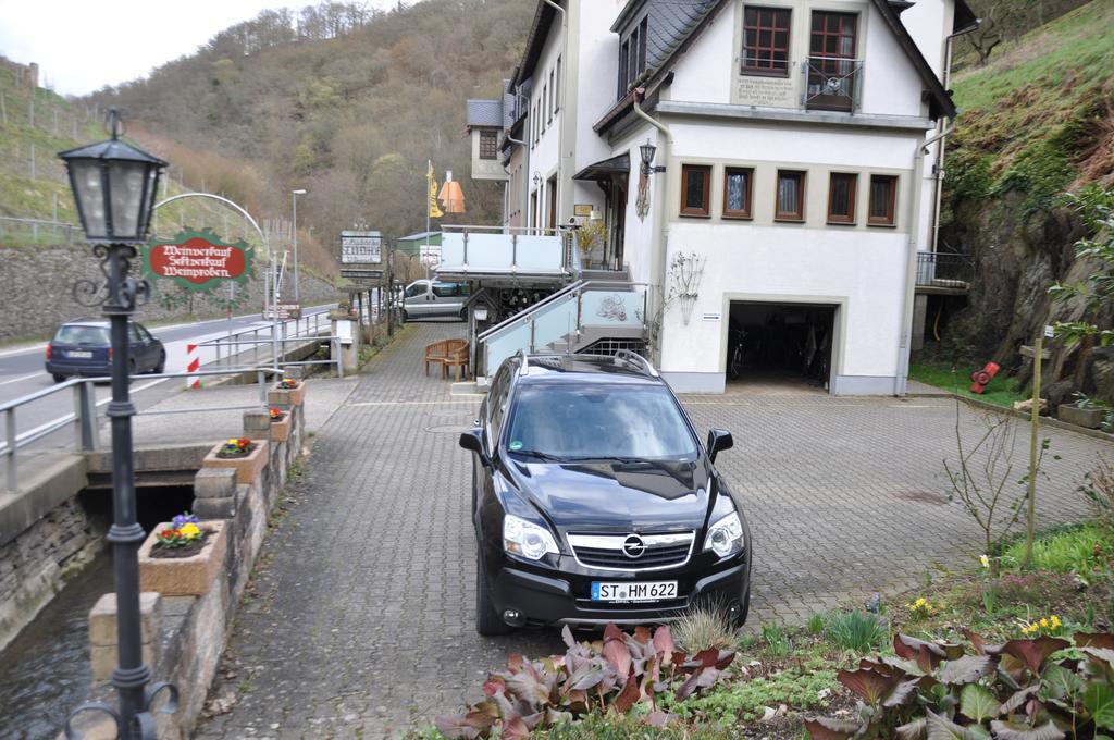 Hotel Gutsschaenke Sennerhof Oberwesel Exterior foto