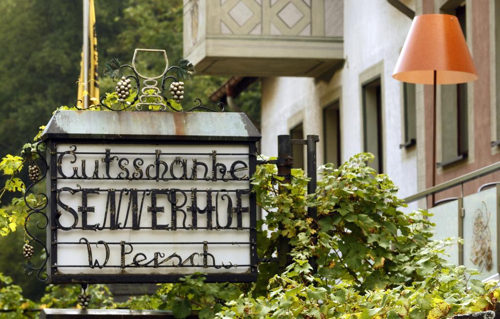 Hotel Gutsschaenke Sennerhof Oberwesel Exterior foto